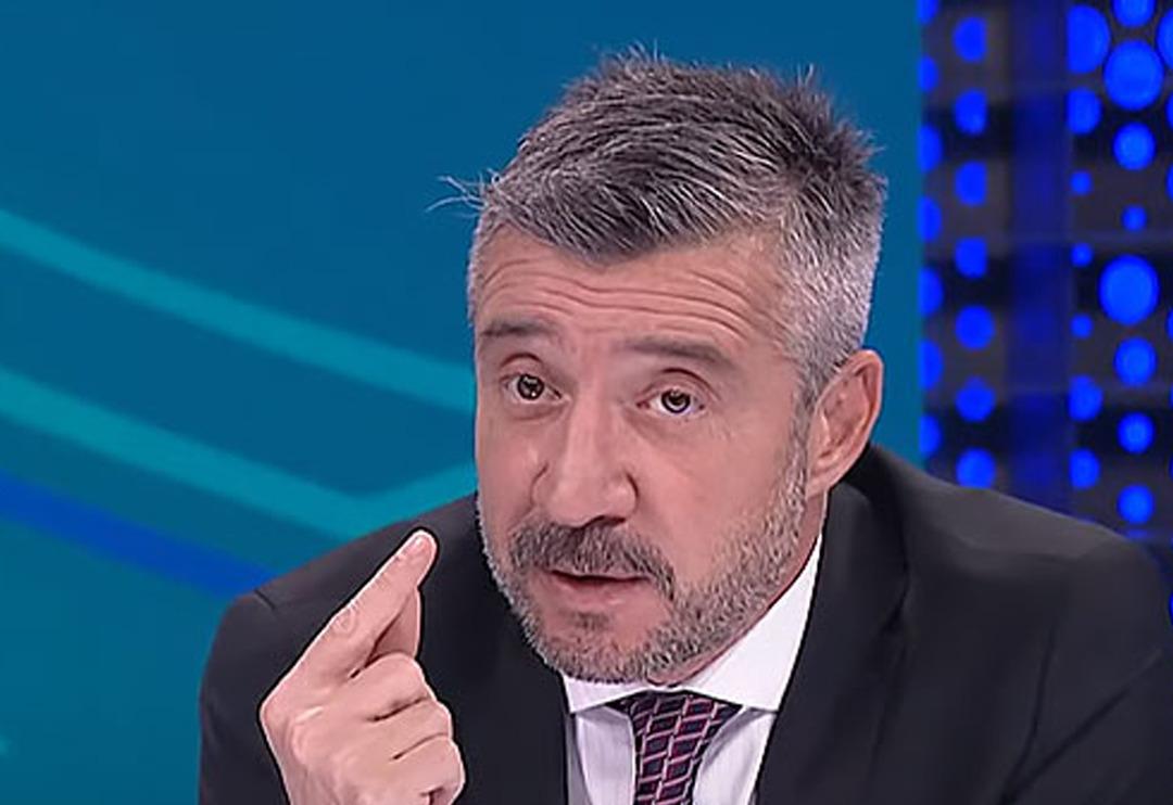 Beşiktaş-Fenerbah&ccedil;e ma&ccedil;ının ardından sinir krizi ge&ccedil;irdi!