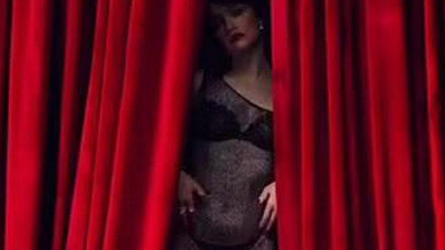 House of the Dragon'un yıldızı Olivia Cooke Rihanna'nın markası için çok cesur