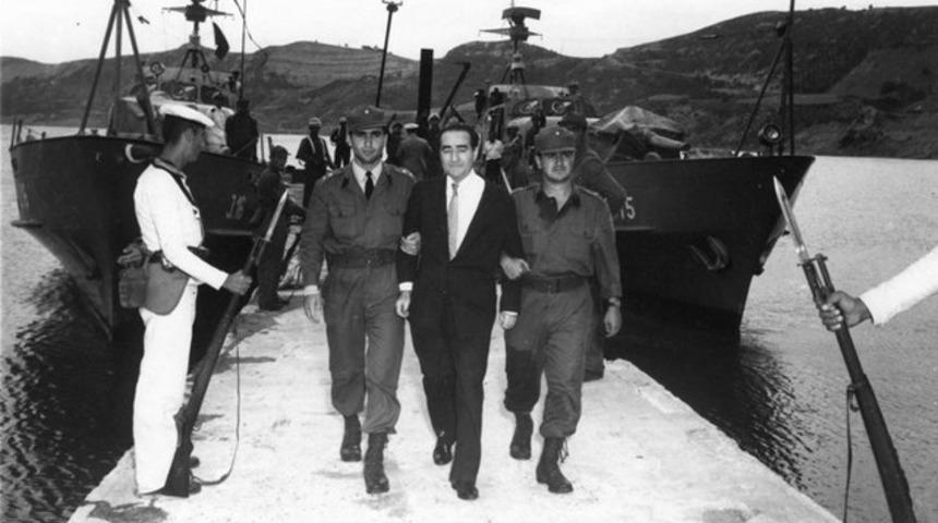 T&uuml;rkiye&rsquo;de 27 Mayıs darbesi