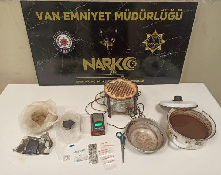 Van'da geçen hafta 30 kilo 395 gram uyuşturucu ele geçirildi G3