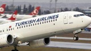 THY uçağı, rahatsızlanan yolcu için Dublin'e indi