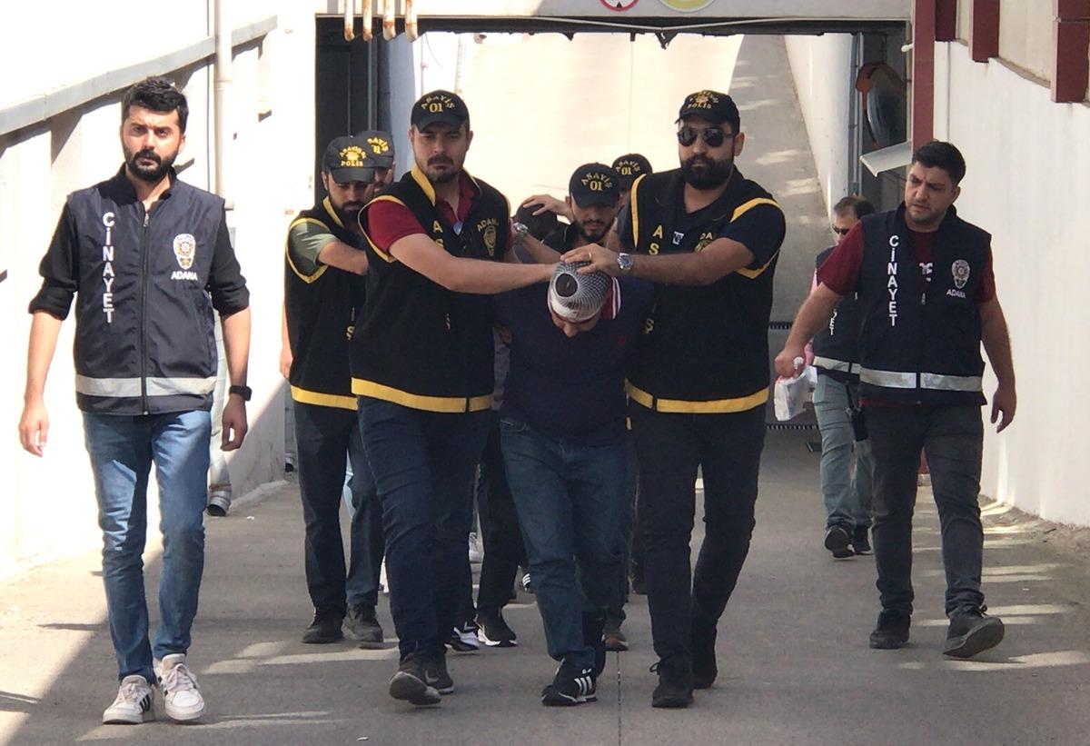 Adana'da yaşlı kadının yaşamını yitirdiği silahlı kavgayla ilgili 5 zanlı tutuklandı
