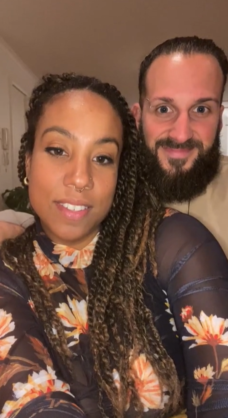 Eşi, sevgilisi ve çocuklarıyla aynı evde yaşadığını itiraf eden kadına sosyal medyadan tepki yağdı! “İki baba çok iyi anlaşıyor” G1