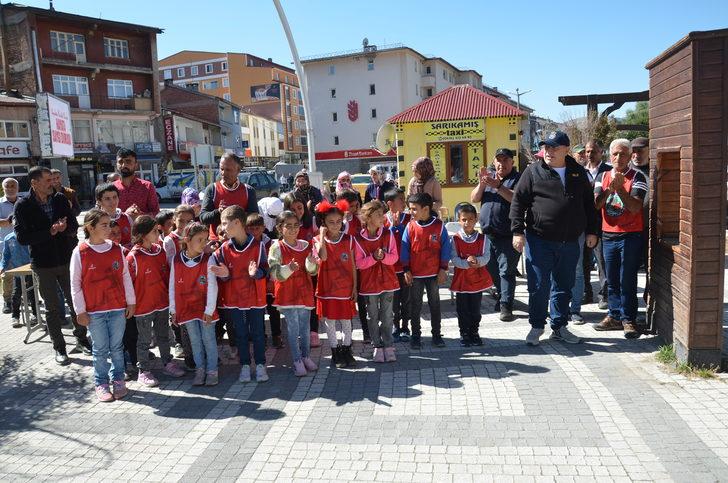 Kars'ta "Sarıkamış Dostları 90 Bin Şehit Kayak Kulübü" açıldı G1