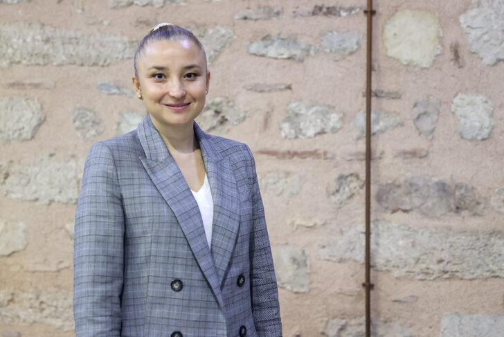 Hollanda'ya kaçırılan kitabenin, dedesinin yaptırdığı camiye ait olduğunu tesadüfen öğrendi G2