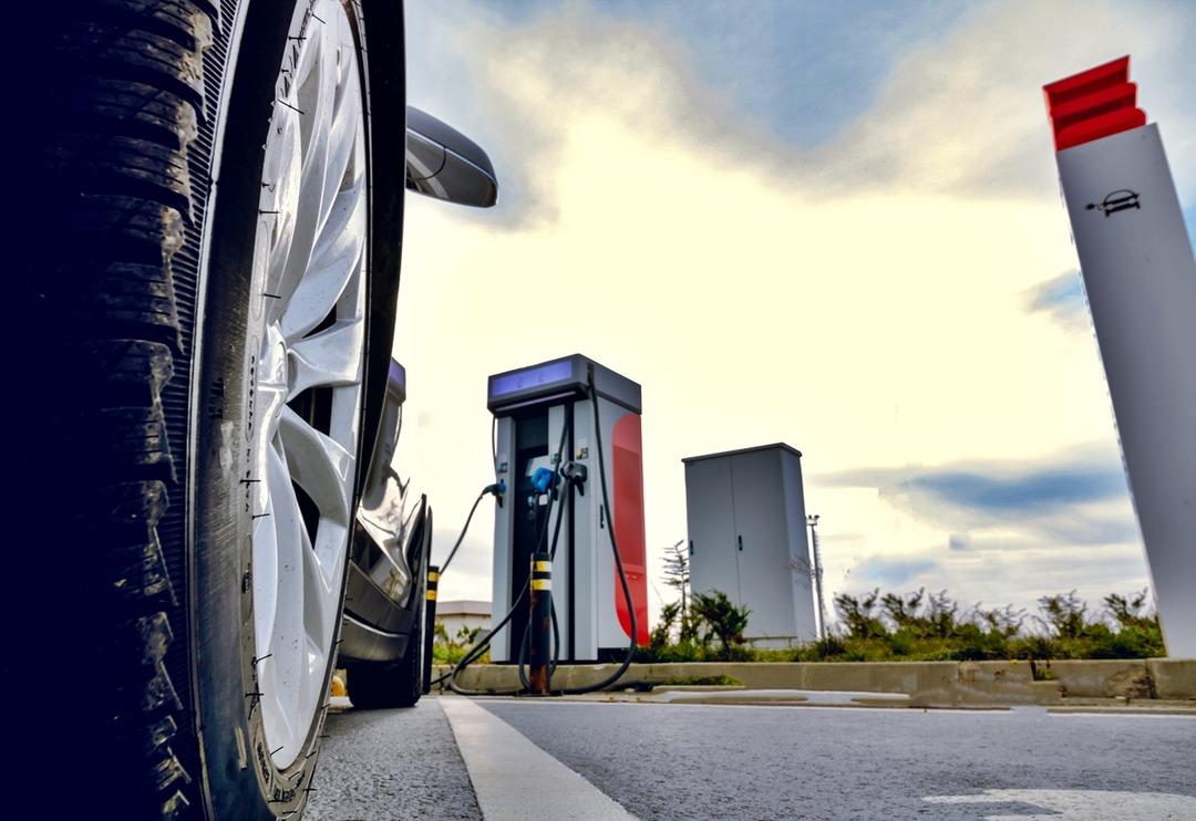 TOGG&rsquo;a g&uuml;nler kala elektrikli otomobil piyasası karıştı! En ucuzu 760 bin lira&hellip; 