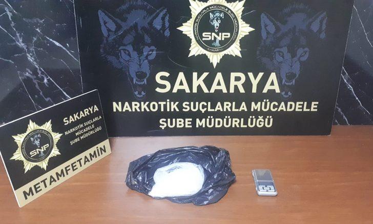 Sakarya'da uyuşturucu operasyonlarında 9 zanlı tutuklandı G1