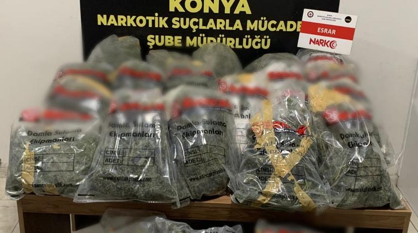 Konya'da uyuşturucu operasyonunda 23 kilogram esrar ele geçirildi