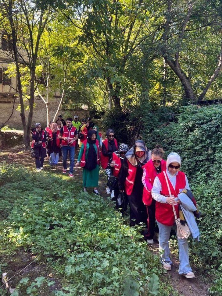 Karabük'te Türk Kızılay üyeleri sağlıklı yaşama dikkati çekmek için yürüdü G2