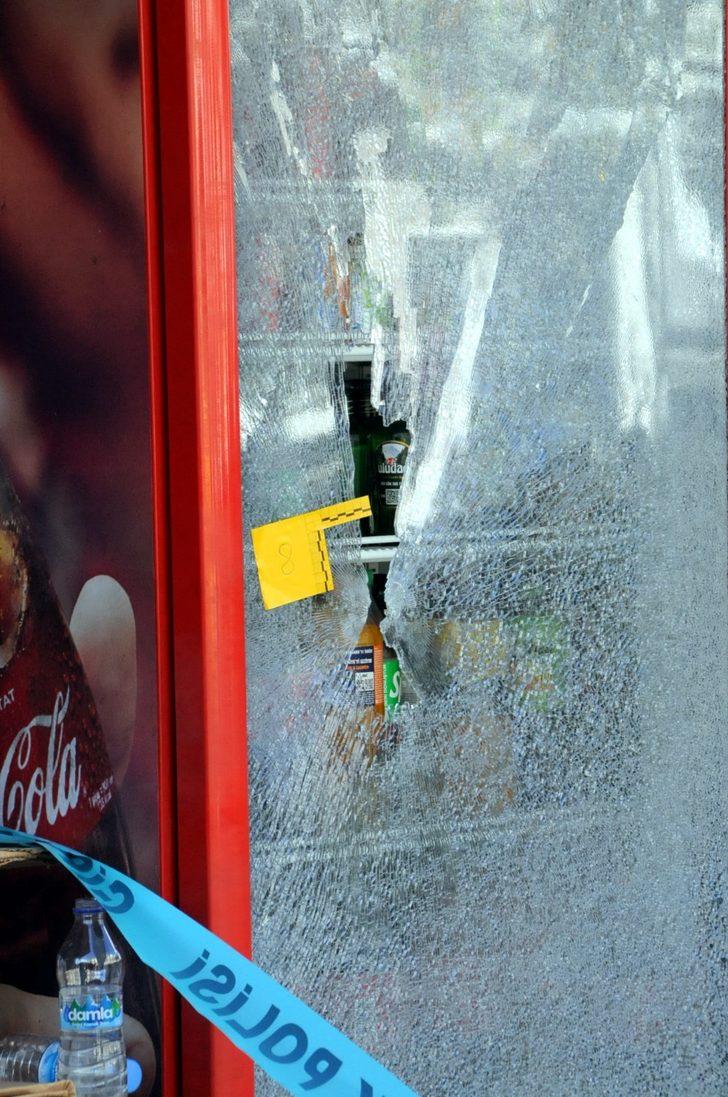 Beyoğlu'nda bir büfeye silahla ateş eden şüpheli gözaltına alındı G3