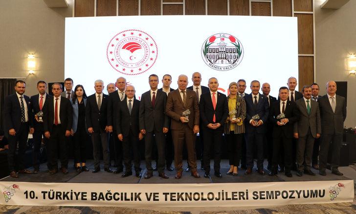 "Türkiye Bağcılık ve Teknolojileri Sempozyumu" Manisa'da başladı G1