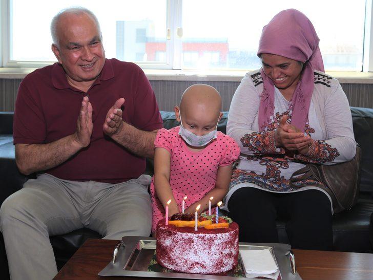 Erdemli Belediyesi, şehit astsubay Ataş'ın vasiyeti üzerine lösemili kıza destek olacak G1