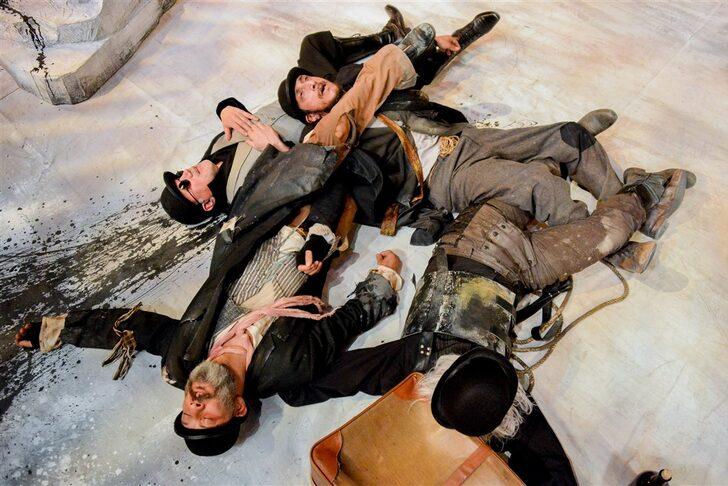 Devlet Tiyatroları yarın 4 eserin ilk gösterimini yapacak G3