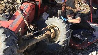 Çanakkale'de işçileri taşıyan traktörün devrilmesi sonucu 1 kişi öldü, 2 kişi yaralandı