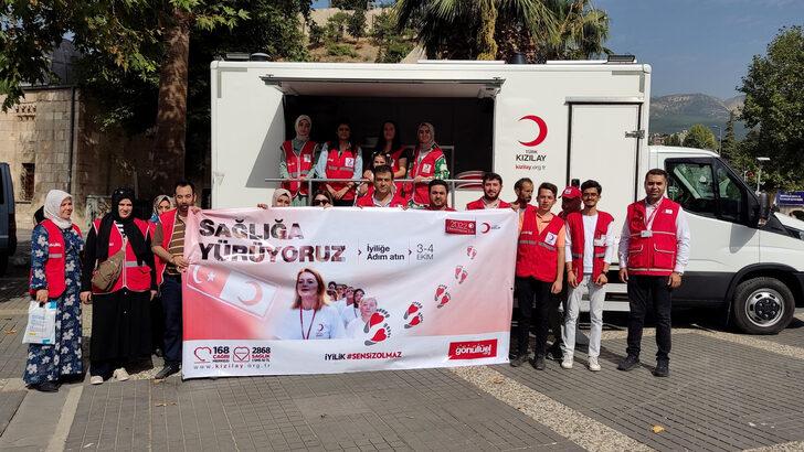 Kahramanmaraş'ta Türk Kızılay üyeleri, sağlıklı yaşam için yürüdü G3