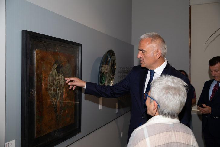 Kültür ve Turizm Bakanı Ersoy, Başkent Kültür Yolu Festivali kapsamında açılan sergileri gezdi: G5