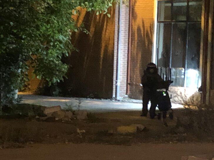 Bırakıp koşarak uzaklaştılar! Şüpheli çanta ekipleri alarma geçirdi... Bir ili karıştırdı: Bakın olayın aslı ne çıktı G3