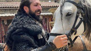 Alparslan Büyük Selçuklu'nun Afşin'i Emre Bulut kimdir? Emre Bulut kaç yaşında, hangi dizilerde rol aldı?