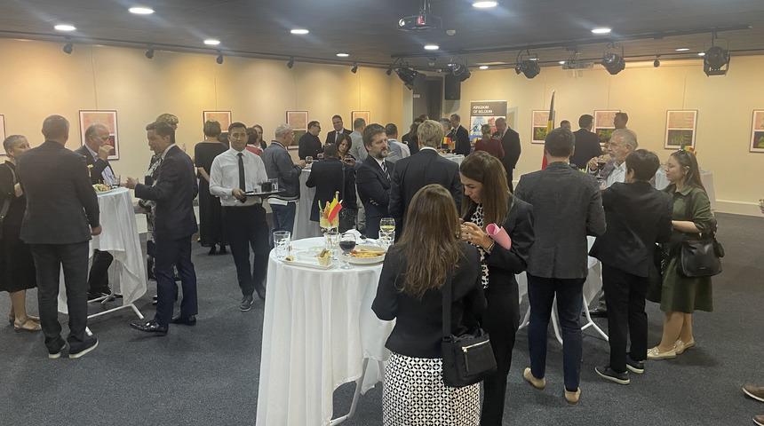 Belçika'nın yeni pasaportlarında ünlü çizgi roman kahramanlarının çizimleri bulunuyor