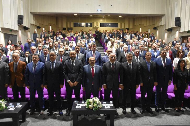 Trabzon'da "2021 Yılı Başarılı Gazeteciler Yarışması" ödül töreni düzenlendi G5