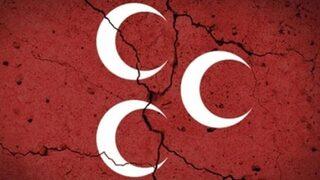 MHP Bigadiç'te toplu istifa