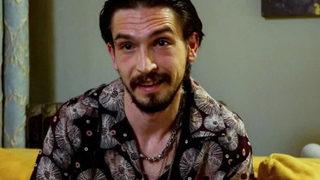 Cinsiyet değiştiren Çukur'un Timsah Celil'i süper minisiyle poz verdi! İşte Meli Bendel'nini son hali