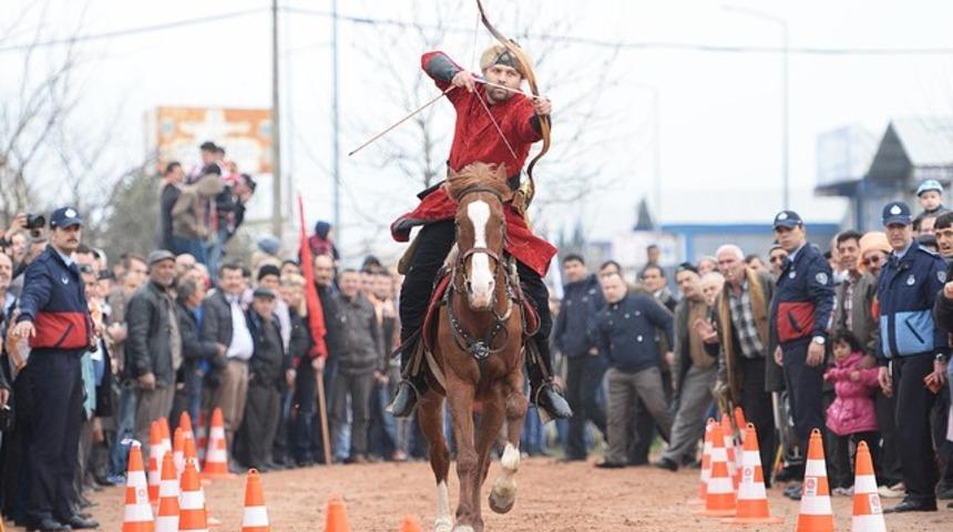 Dünyaca ünlü okçular Karesi'de buluşuyor