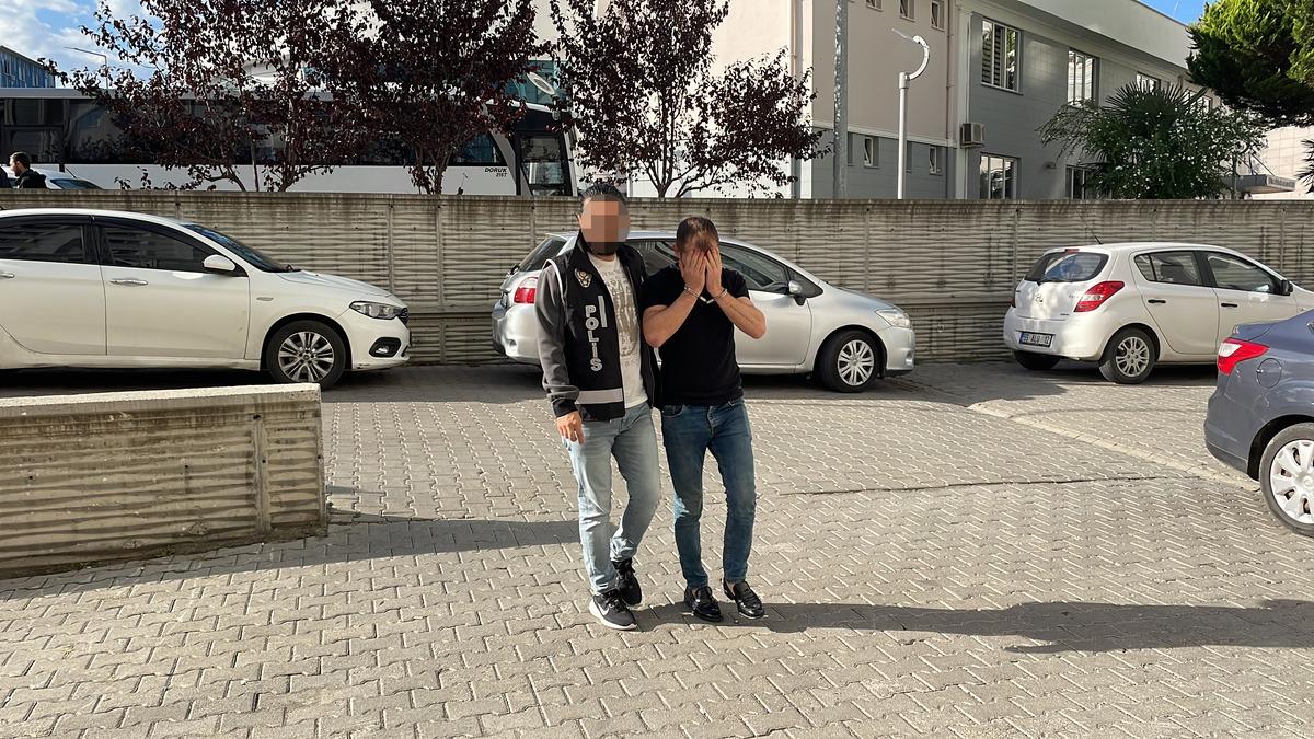 Bakan Soylu, Adana ve Samsun'da 303 uyuşturucu satıcısının yakalandığını a&ccedil;ıkladı: