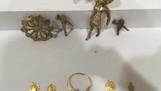 Film gibi olay! Define avcıları bulduklarını paylaşamayınca bakın ne yaptı