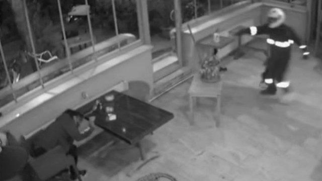 Kağıthane'de dehşet anları! Kafeteryaya girdi, Mesut kim? diye bağırarak kurşun yağdırdı