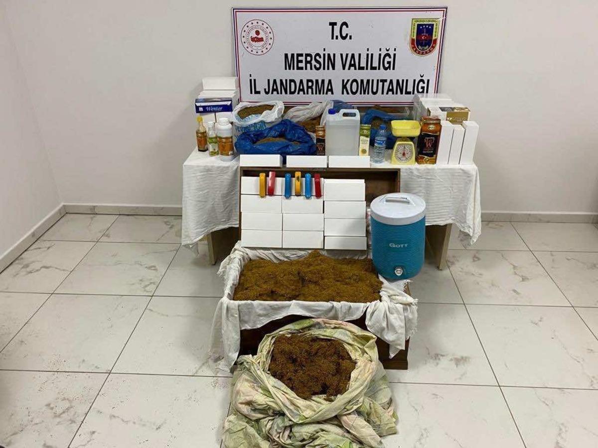 Mersin'de sahte i&ccedil;ki ve ka&ccedil;ak sigara operasyonunda 3 ş&uuml;pheli yakalandı