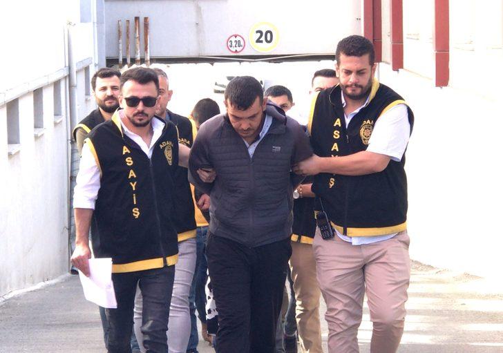 Adana'da bıçaklı kavgada 1 kişi öldü, 2 kişi yaralandı G5