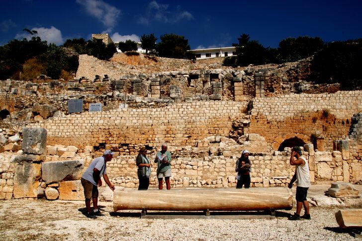 Elaiussa Sebaste Antik Kenti'ndeki hamam sütunları ayağa kaldırılacak G2