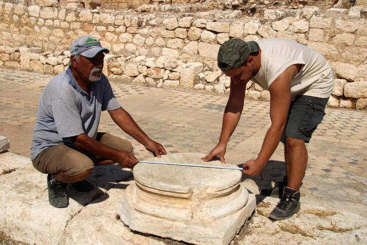 Elaiussa Sebaste Antik Kenti'ndeki hamam sütunları ayağa kaldırılacak G4