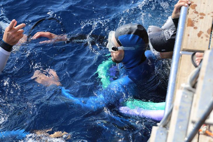 Hırvat sporcu Klovar, Antalya'da serbest dalış dünya rekoru kırdı G1