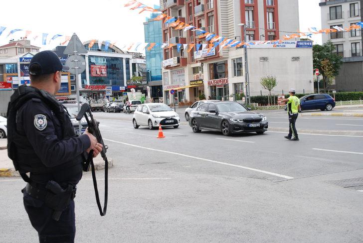 İstanbul'da polis ekipleri okulların çevresinde denetim yaptı G2