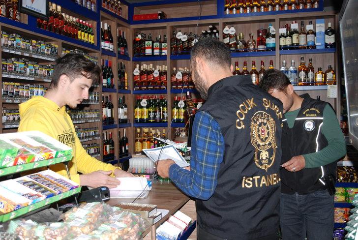 İstanbul'da polis ekipleri okulların çevresinde denetim yaptı G5