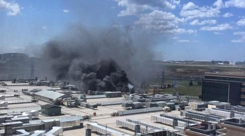 Kuyumcukent'te &ccedil;ıkan yangın panik yarattı