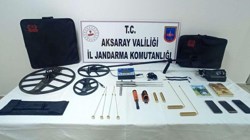 Aksaray'da kaçak kazı yapan 4 şüpheli suçüstü yakalandı