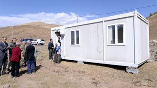 Ardahan'da depremzedeler için konteyner kurulumu başladı