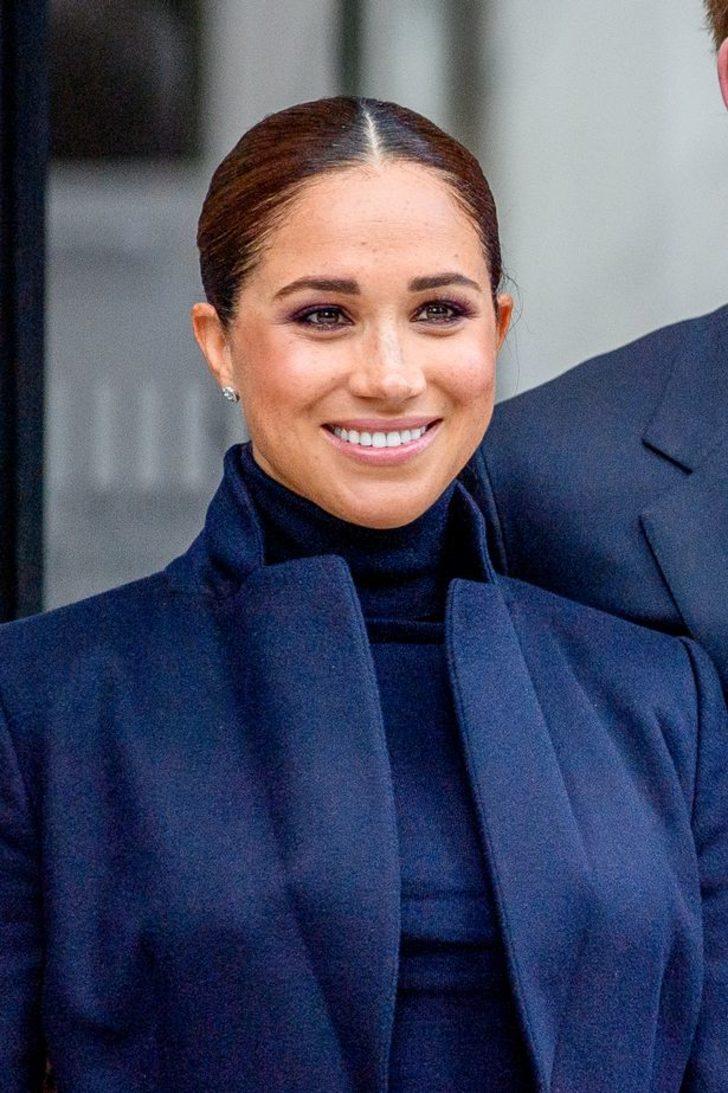 Kraliçe’nin ölümünün ardından yası çabuk bitti! Meghan Markle’in itirafı çok konuşulacak... “Annemle birlikte çıplak Kore kaplıcalarına gittik” G3