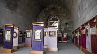 Çifte Minareli Medrese'de Hatt-ı Müstakim Hüsnühat Sergisi açıldı