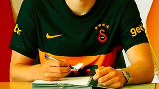Son dakika: Galatasaray'dan o isme yeni sözleşme! Maaşı iyileştirildi