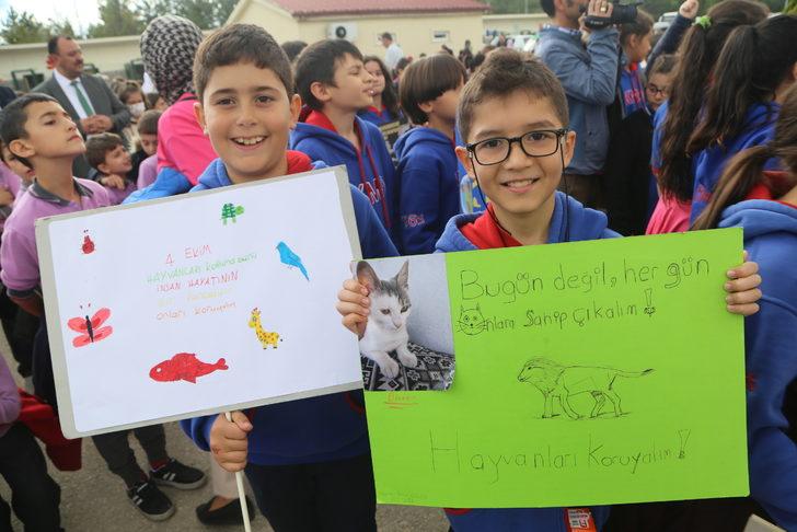 Çocuklar Kastamonu Belediyesi Geçici Hayvan Bakımevi'ni gezdi G2