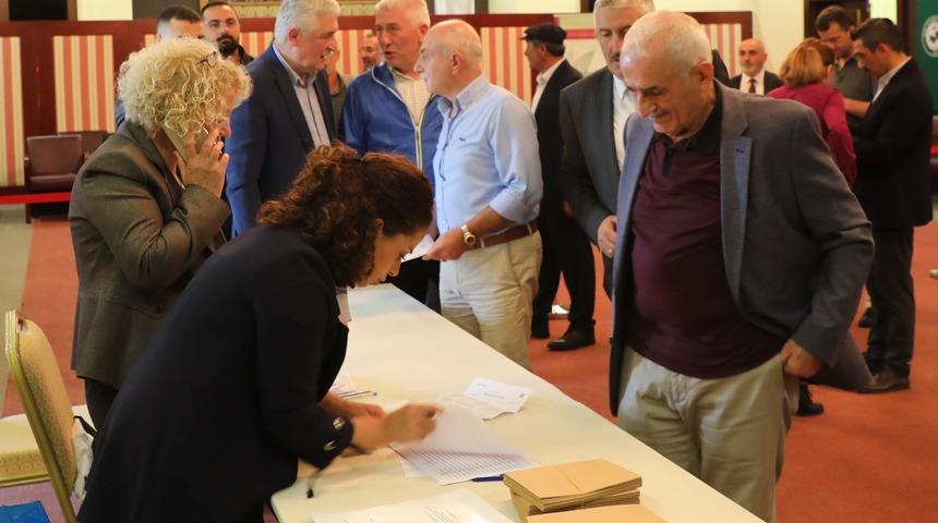 Rize Ticaret Borsası Başkanlığına Mehmet Erdoğan yeniden seçildi