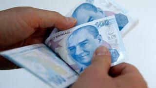 Hesap makineleri masada! Vatandaşın gözü zamlı maaşlarda! Memur ve memur emeklileri, SSK, Bağ-Kur... İşte yeni maaşlar