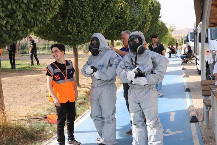 Siirt'te AFAD ekipleri deprem ve yangın tatbikatı gerçekleştirdi G2