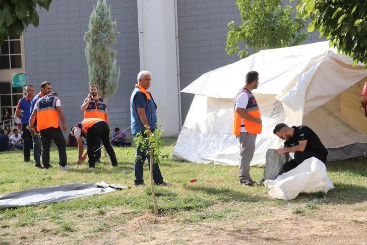 Siirt'te AFAD ekipleri deprem ve yangın tatbikatı gerçekleştirdi G3