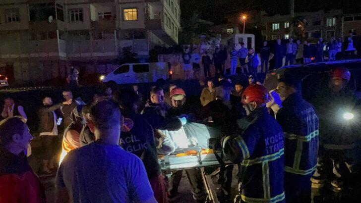 Kocaeli'de 3 aracın karıştığı trafik kazasında 3 kişi yaralandı G3