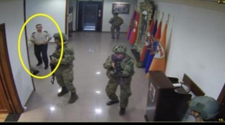 Darbe davasında Cemil Turhan'a o fotoğrafları g&ouml;sterildi